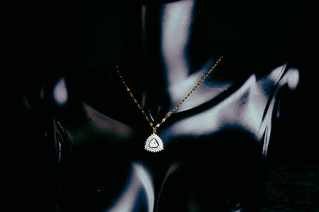 Custom-Made Gold and Diamond Jewelry for Special Momentsの写真素材