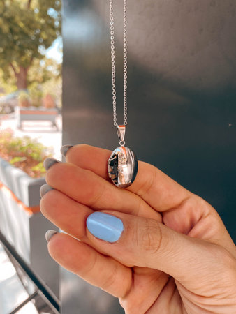 Timeless Jewelry Designs Featuring Gold and Diamonds