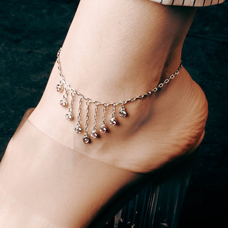 Elegant Gold and Diamond Pendant Necklacesの写真素材