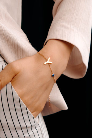 Sophisticated Gold and Diamond Jewelry for Women