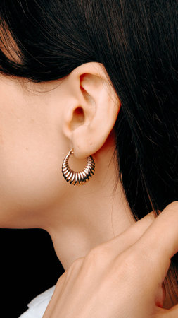 Stylish Gold and Diamond Jewelry for Modern Women
