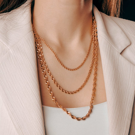 Gold and Diamond Jewelry for Anniversary Gifts