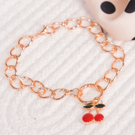 Radiant Gemstone Jewelry with Gold and Diamondsの写真素材