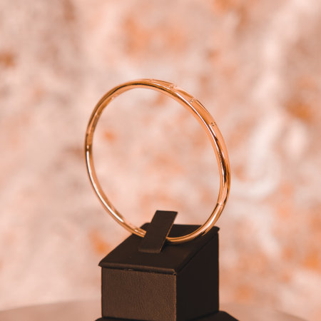 Sophisticated Gold and Diamond Jewelry for Womenの写真素材