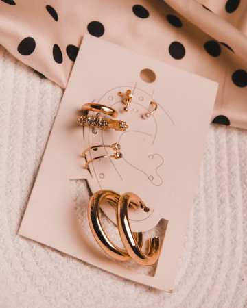 luxury gold and diamond jewelery