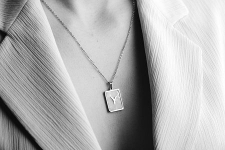 Gold Jewelry with Brilliant Diamonds