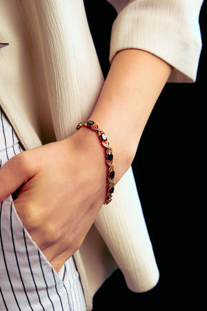 Timeless Luxury Jewelry: Diamonds and Gold Designs