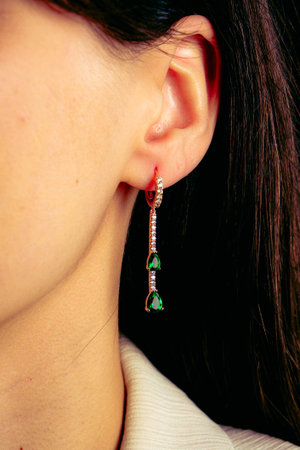 Elegant Gold and Diamond Jewelry for Special Occasionsの写真素材