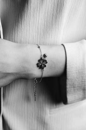 Radiant Gold and Diamond Jewelry for Special Momentsの写真素材