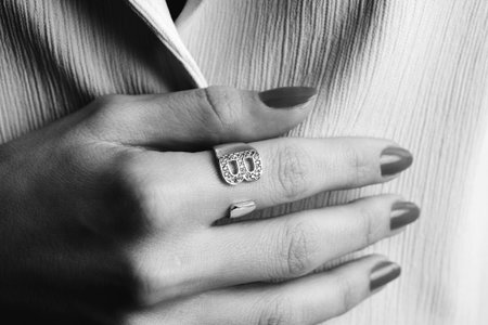 Luxurious Jewelry Pieces: Gold and Diamonds Together