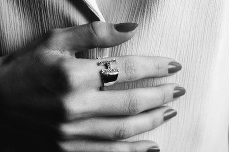 Luxurious Diamond Jewelry in Elegant Gold Settings