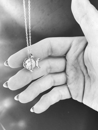 Chic Gold and Diamond Jewelry for Everyday Eleganceの写真素材