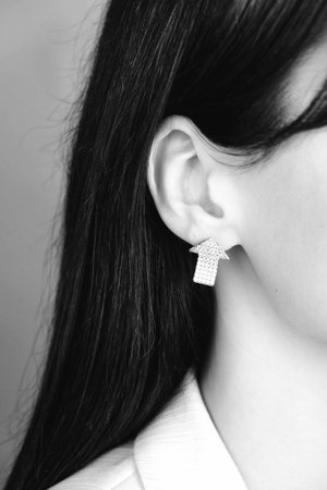 Luxury Bridal Jewelry: Diamonds and Gold Engagement Jewelryの写真素材