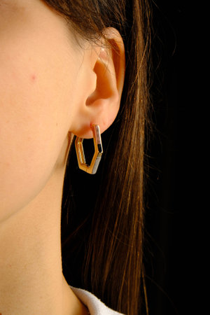 Stylish and Elegant Gold Diamond Jewelry Pieces