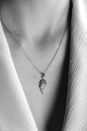 Exclusive Gold and Diamond Jewelry for Luxury Loversの写真素材