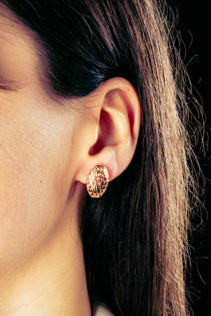 Sparkling Gold Jewelry with Stunning Diamonds