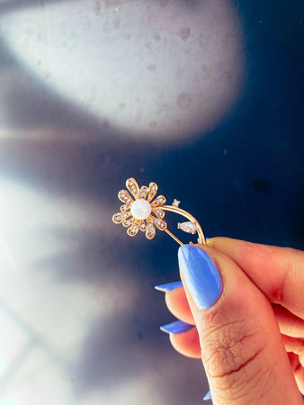 High-End Jewelry: Gold and Diamond Treasures