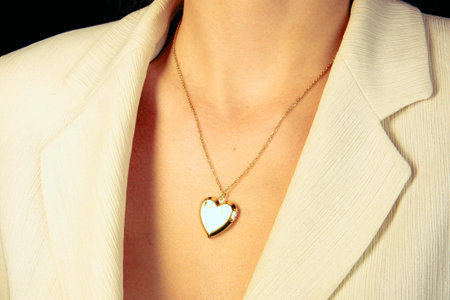 Elegant Gold and Diamond Jewelry for Special Occasions