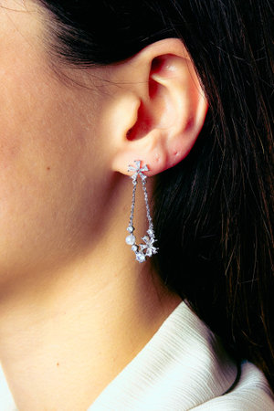 Glimmering Diamond and Gold Jewelry for Every Style