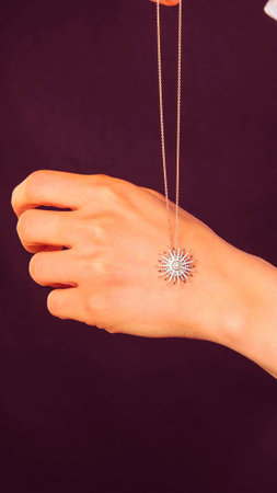 Custom-Made Gold and Diamond Jewelry for Special Moments