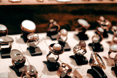 Luxurious Jewelry Pieces: Gold and Diamonds Together