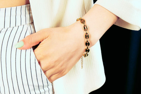 Brilliant Diamond Necklaces and Fine Gold Jewelry