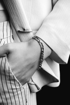 Beautiful Gold and Diamond Cocktail Jewelryの写真素材