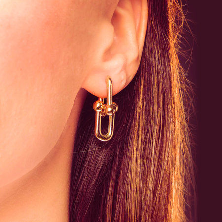 Stylish Gold and Diamond Jewelry for Modern Womenの写真素材