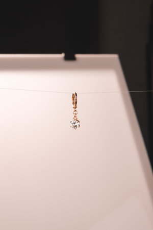 Glamorous Gold Jewelry with Sparkling Diamonds