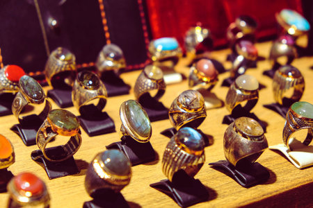 Chic Gold and Diamond Jewelry for Everyday Elegance