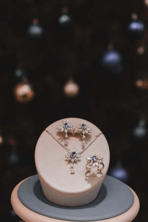 Luxurious Jewelry Pieces: Gold and Diamonds Togetherの写真素材