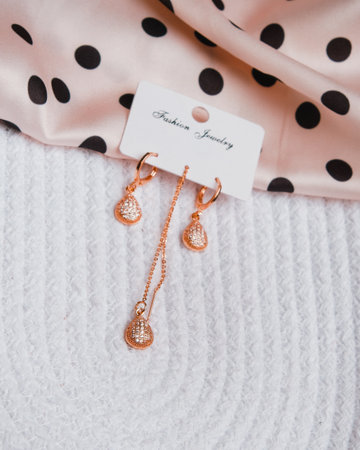 Stylish Gold and Diamond Jewelry for Modern Womenの写真素材