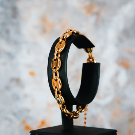 Custom-Made Gold and Diamond Jewelry for Special Momentsの写真素材