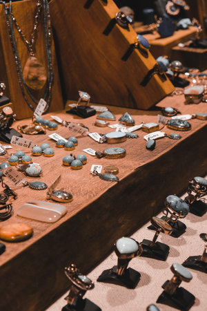 Stunning Gold and Diamond Bridal Jewelry Setsの写真素材