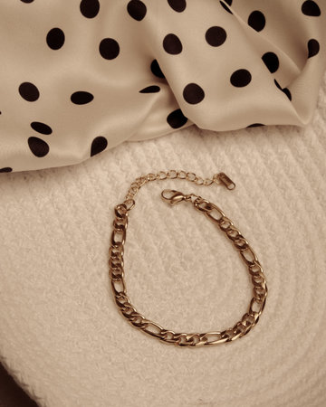 Personalized Gold and Diamond Jewelry Gifts