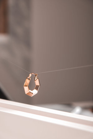 Classic Gold Jewelry with Brilliant Diamonds