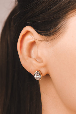 Sophisticated Gold and Diamond Jewelry for Women