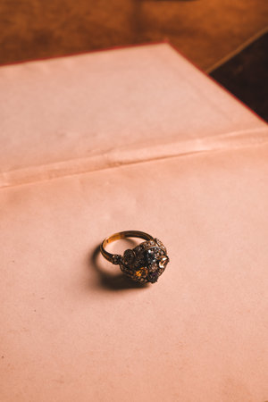 Stylish Gold and Diamond Jewelry for Modern Womenの写真素材