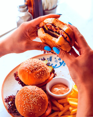 Homemade hamburger with fresh vegetablesの写真素材