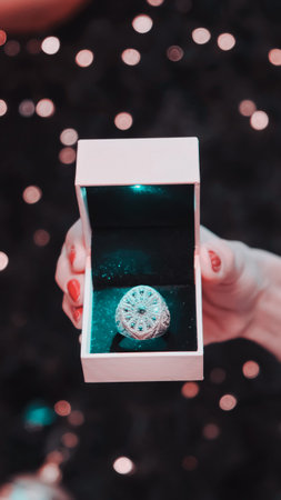 Luxurious Jewelry Pieces: Gold and Diamonds Together