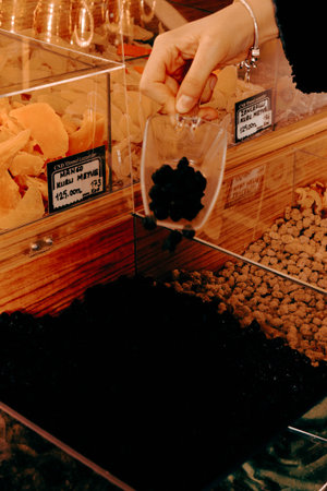 Souvenir shop in Istanbul, Turkey. Sale of spices and herbs.の写真素材