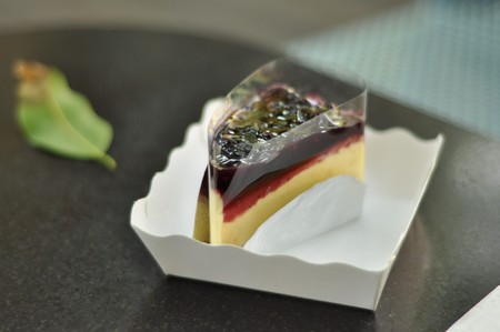 blueberry cakeの写真素材