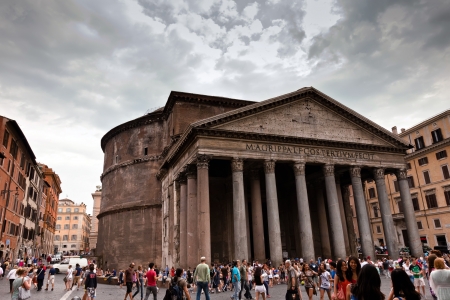 Pantheon, the Roman temple of all the gods designed by emperor Hadrian in AD 118-125のeditorial素材