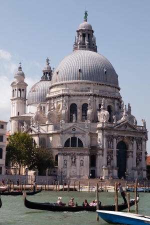 Santa Maria della Salute is a baroque church of monumental proportions, built by Baldassare Longhena to commemorate the end of the 1630 plague.のeditorial素材