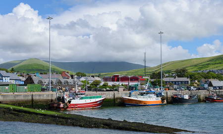 Boats in the harbor of Dingleのeditorial素材