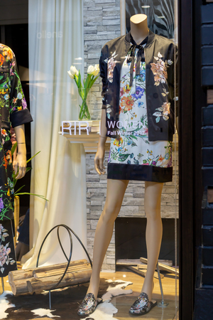 Royal IVY Regatta at Mega Bangna, Bangkok, Thailand, Aug 30, 2017 : Luxury and fashionable brand window display. Fall Winter collection of feminine clothings and accessories display at flagship store.のeditorial素材