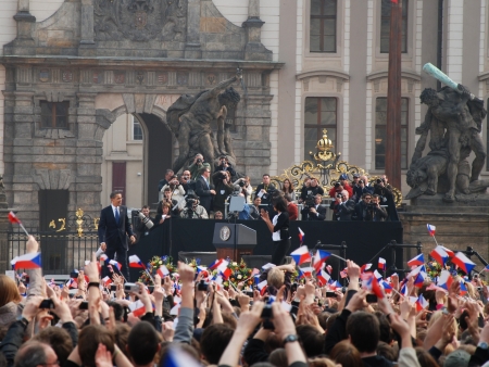 PRAGUE - 4TH APRIL 2009: American president Barack Obama and his wife Michelle greet the crowd of people waiting for his speech on April 4 at Prague Castle, Prague, Czech Republic.のeditorial素材