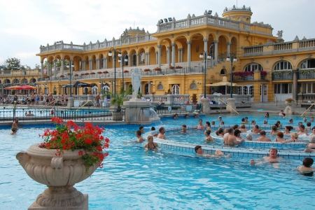 BUDAPEST - CIRCA SEPTEMBER 2009: People have a thermal bath in the Szechenyi spa circa September 2009 in Budapest. Szechenyi Medicinal Bath is the largest medicinal bath in Europe.のeditorial素材
