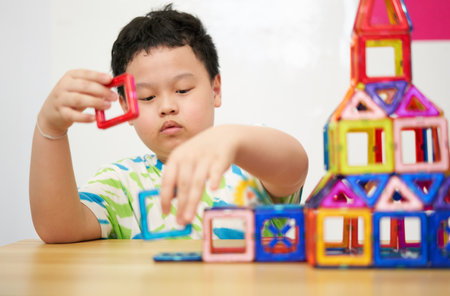boy building a toy house be creativeの写真素材