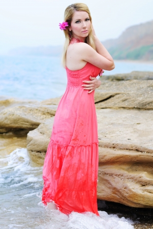 beautiful blonde ashore epidemic deathes
の写真素材